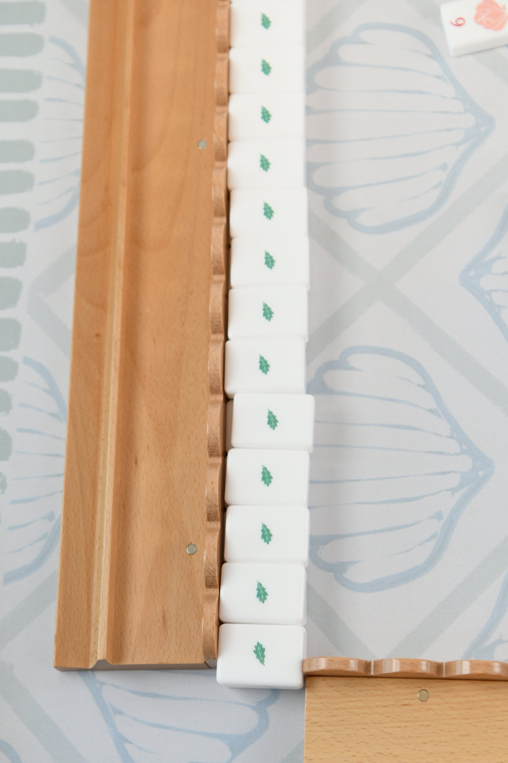 Natural Wood Mahjong Racks 20" with Scallop Pushers, 4 per set