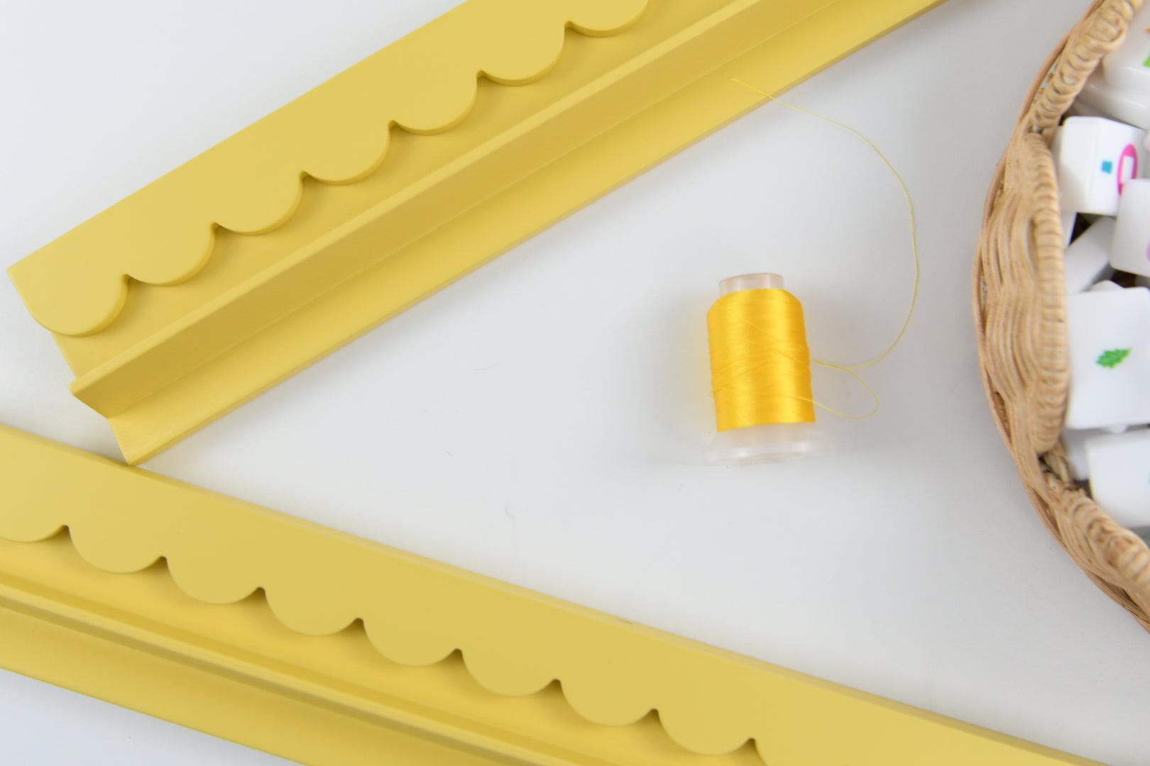 Italian Lemon (Yellow) Mahjong Racks 20" with Scallop Pushers, 4 per set