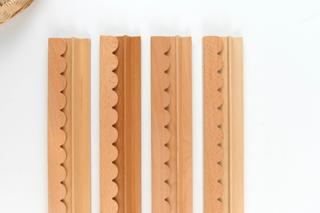 Natural Wood Mahjong Racks 20" with Scallop Pushers, 4 per set