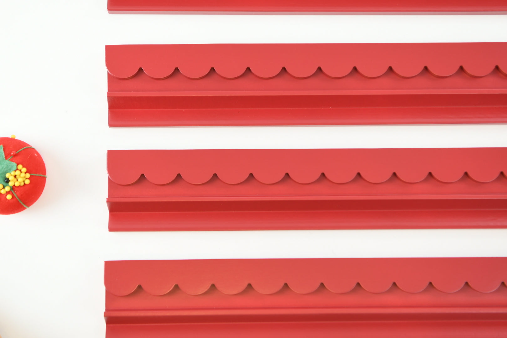 Painted Red Mahjong Racks 20" with Scallop Pushers, 4 per set
